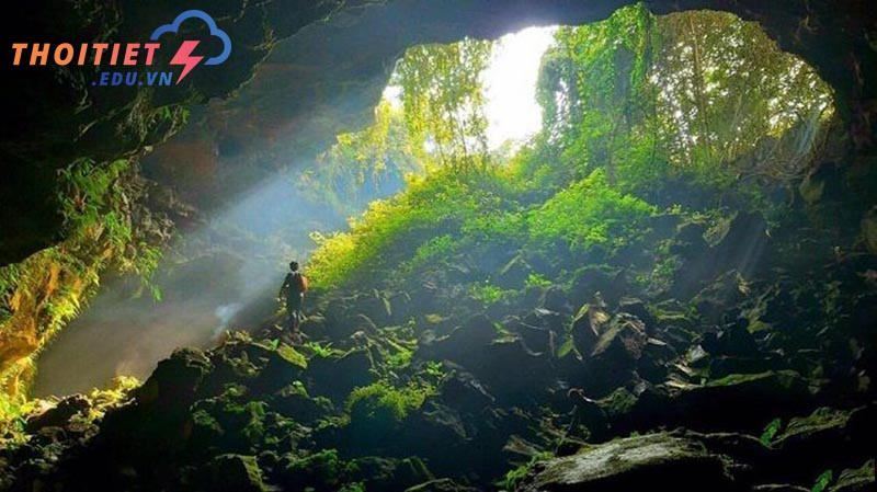 Hang động Chư Bluk