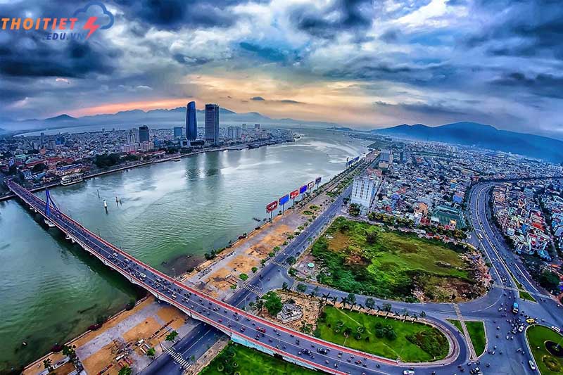 Quan cảnh và khí hậu Đà Nẵng