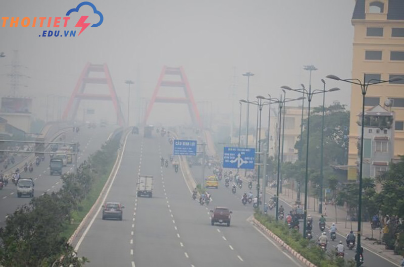 Sương mù quang hoá xuất hiện tại TP HCM